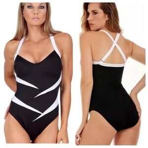 NWT! InstantFigure BLACK Compression Two-Tone One-Piece Swimsuit
